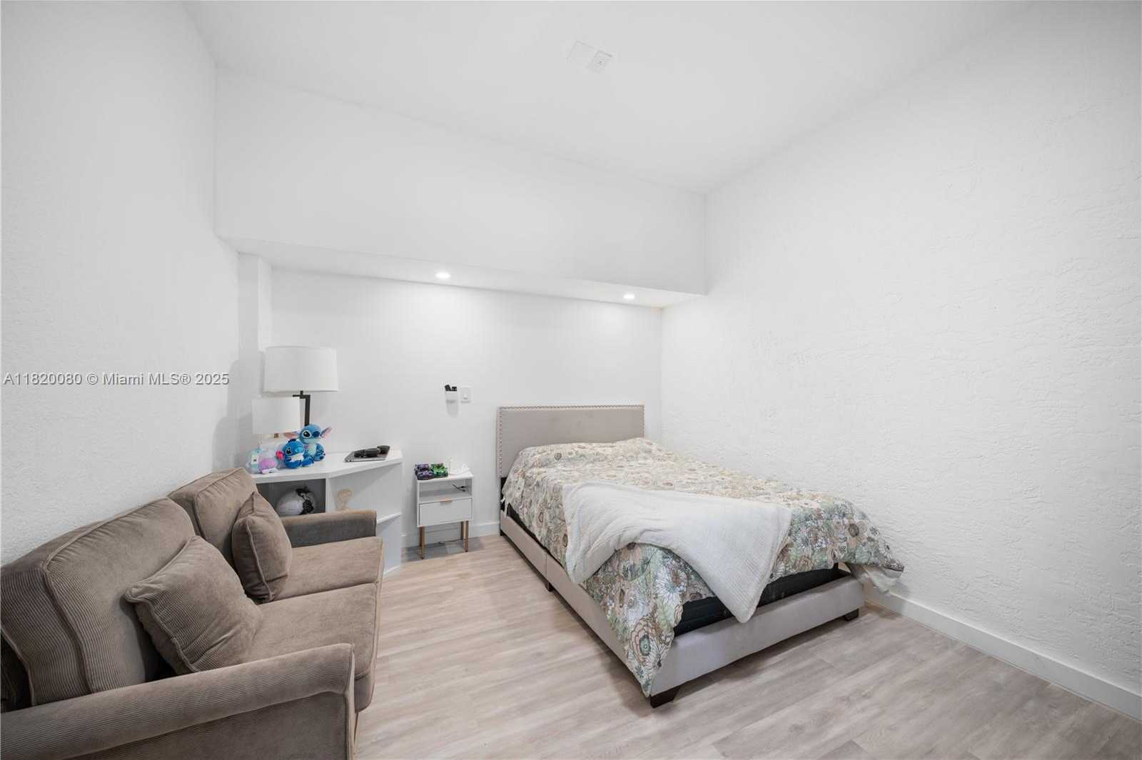 Small Image of 15872 NORTH WEST 21ST ST, Pembroke Pines Number 20