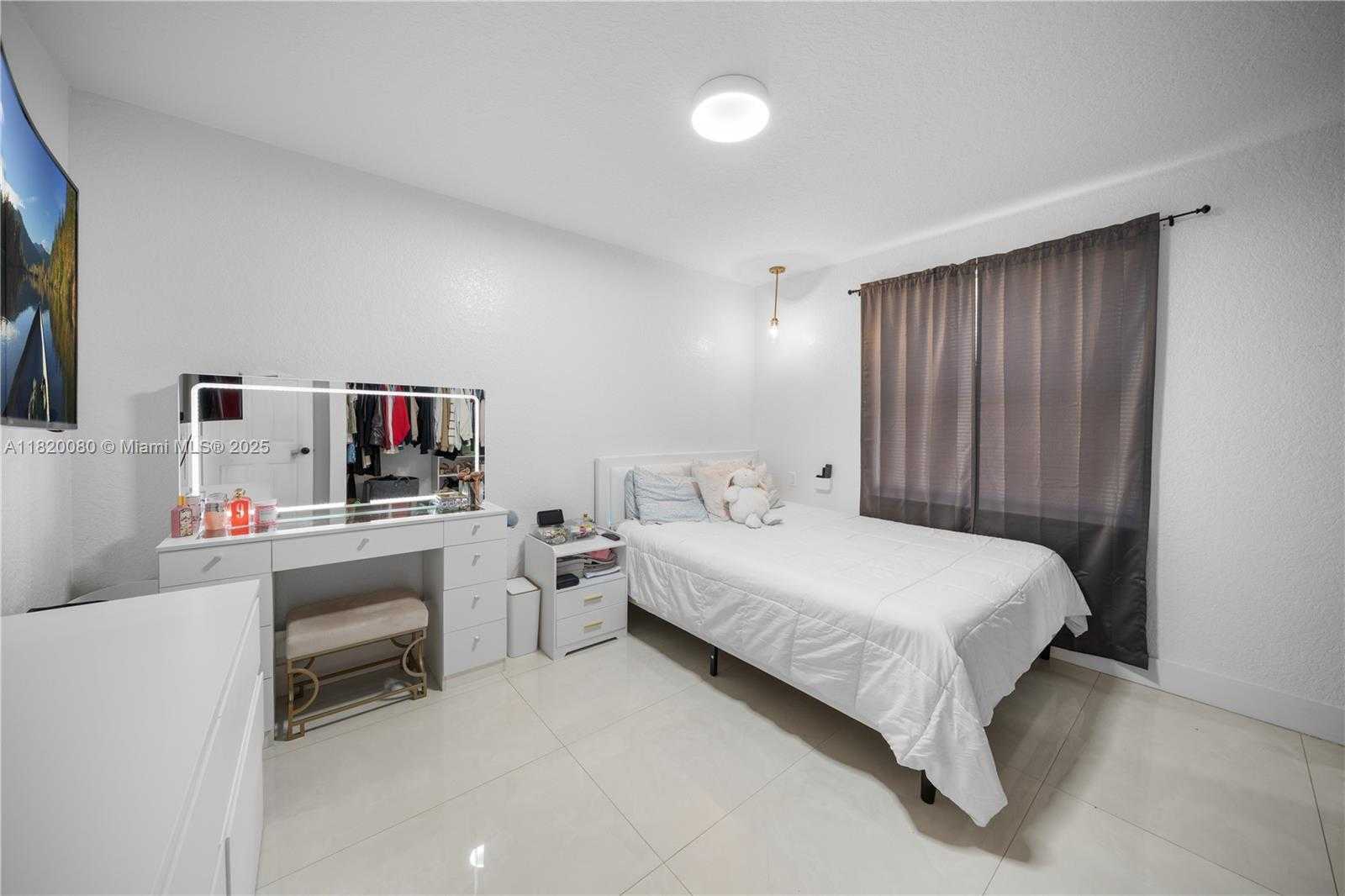Small Image of 15872 NORTH WEST 21ST ST, Pembroke Pines Number 32