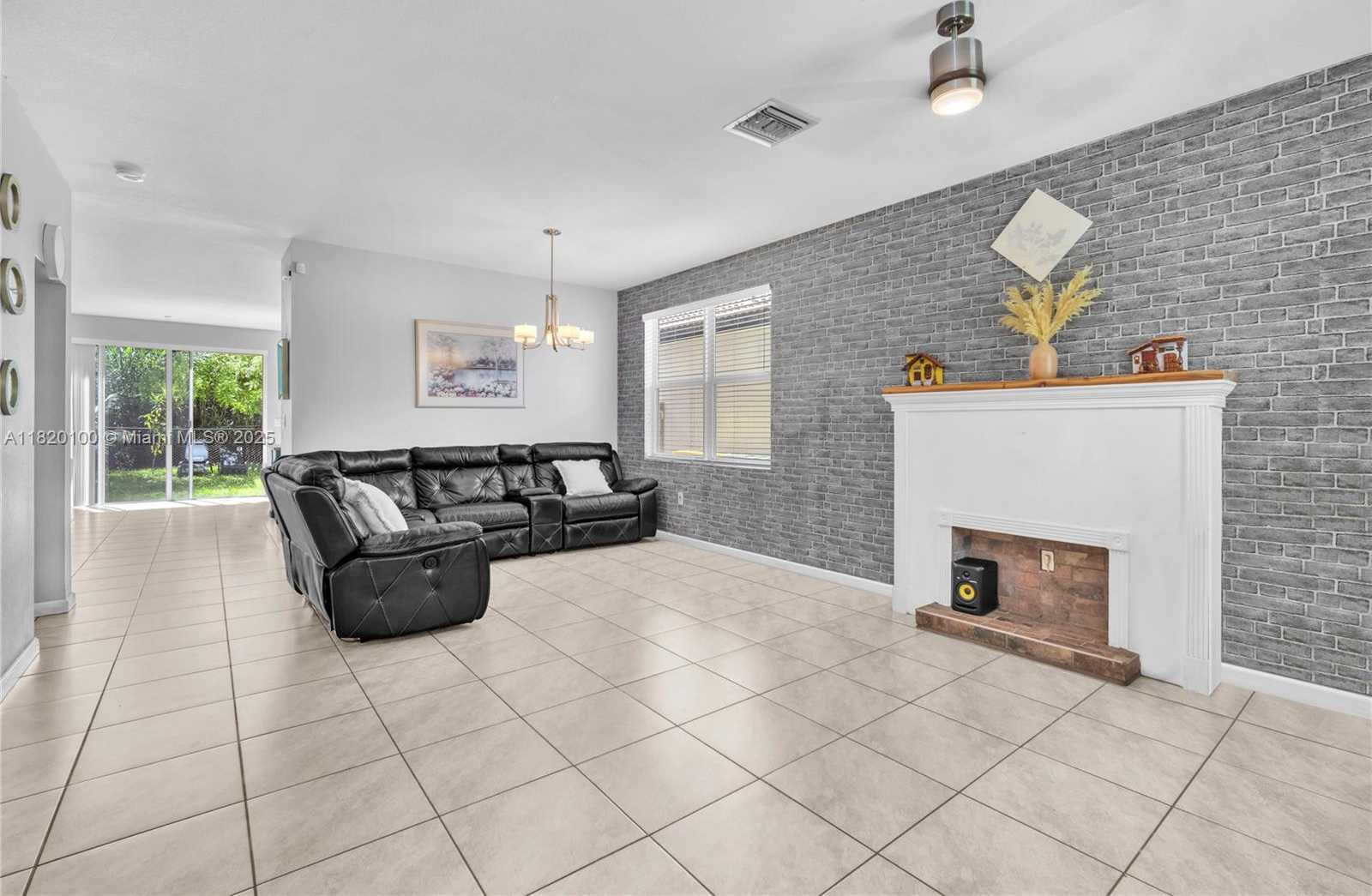 Small Image of 2190 SOUTH EAST 2ND ST, Homestead Number 6