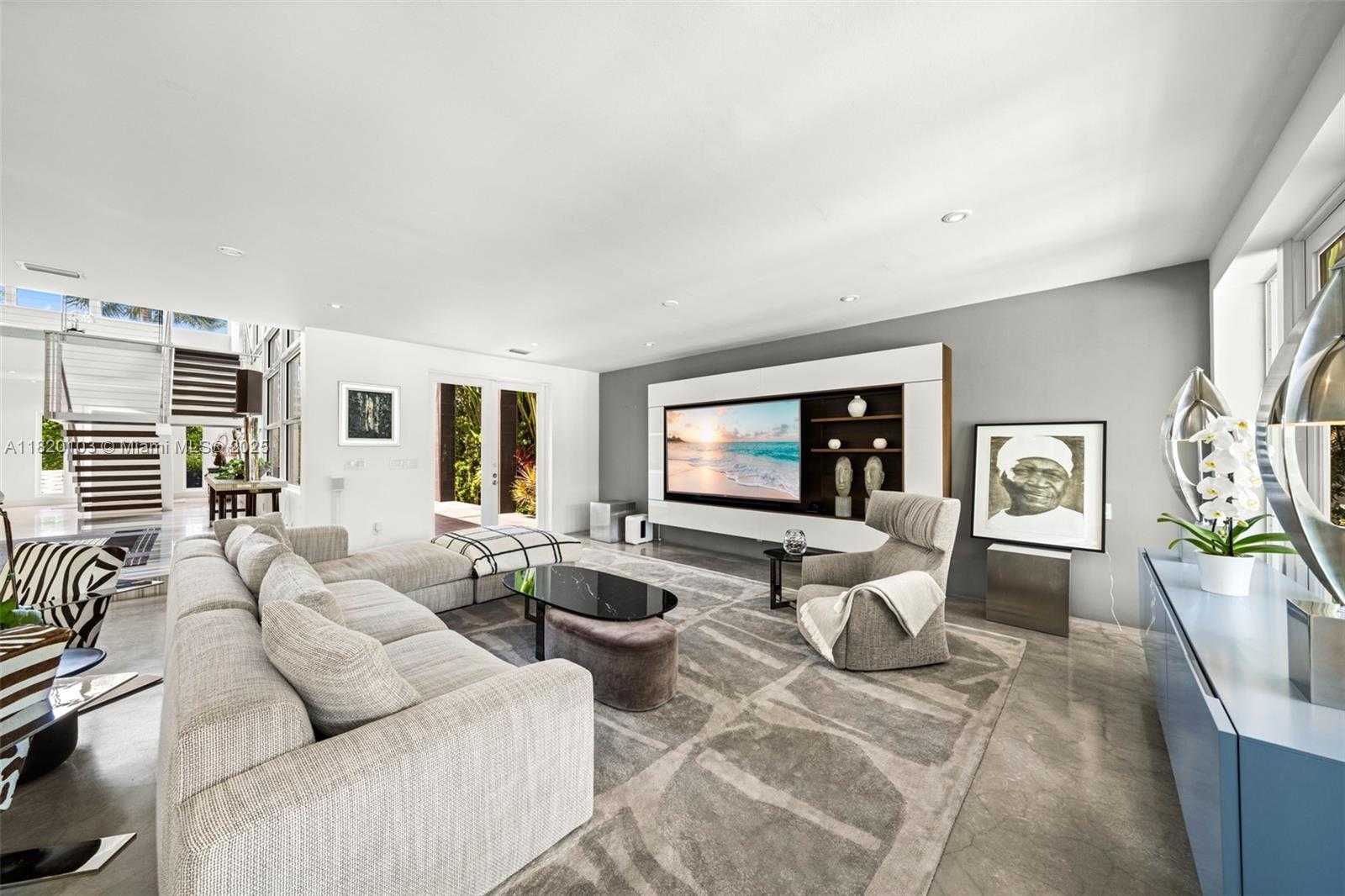 Small Image of 1833 WEST 24TH ST, Miami Beach Number 15