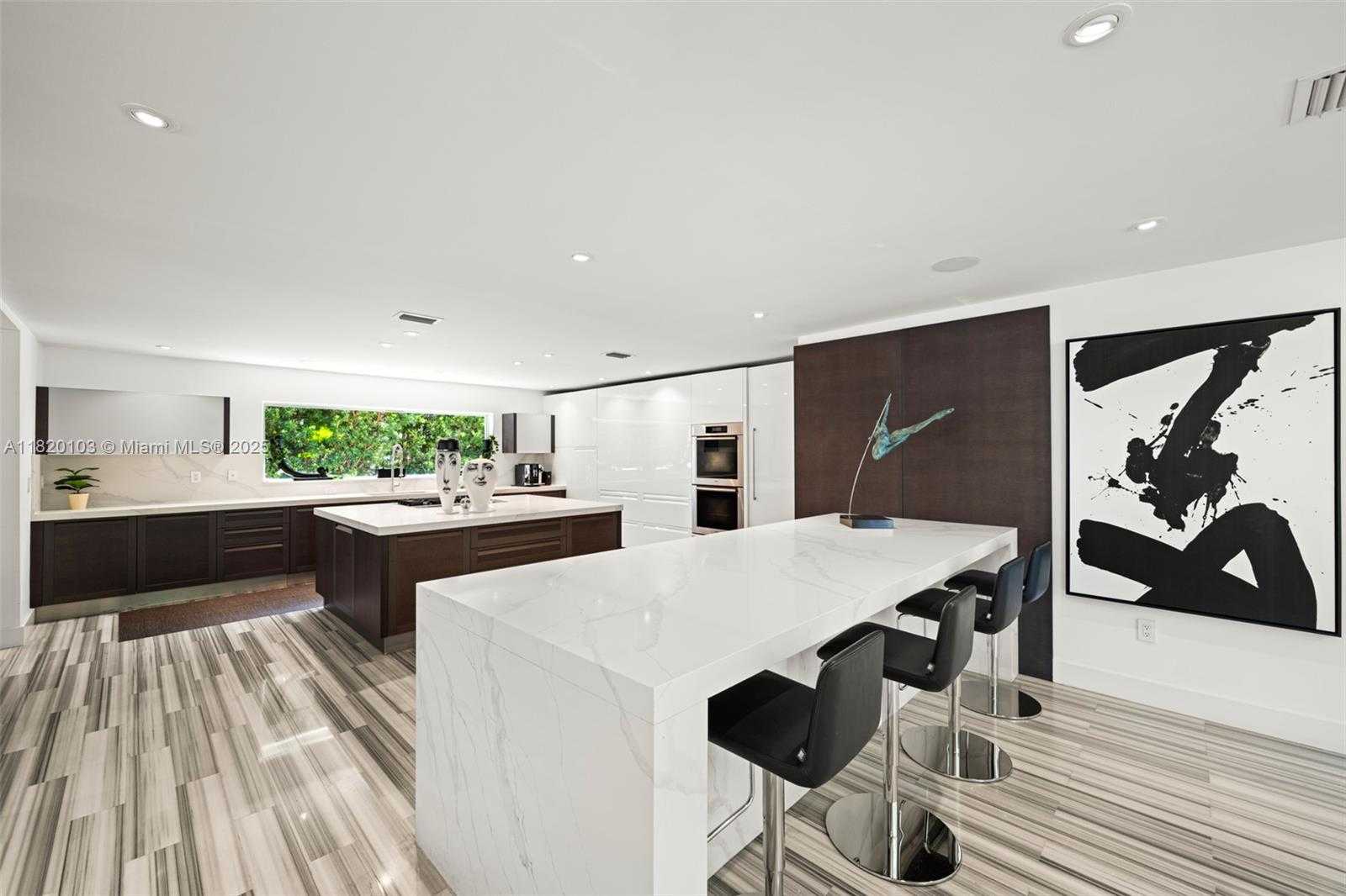 Small Image of 1833 WEST 24TH ST, Miami Beach Number 17