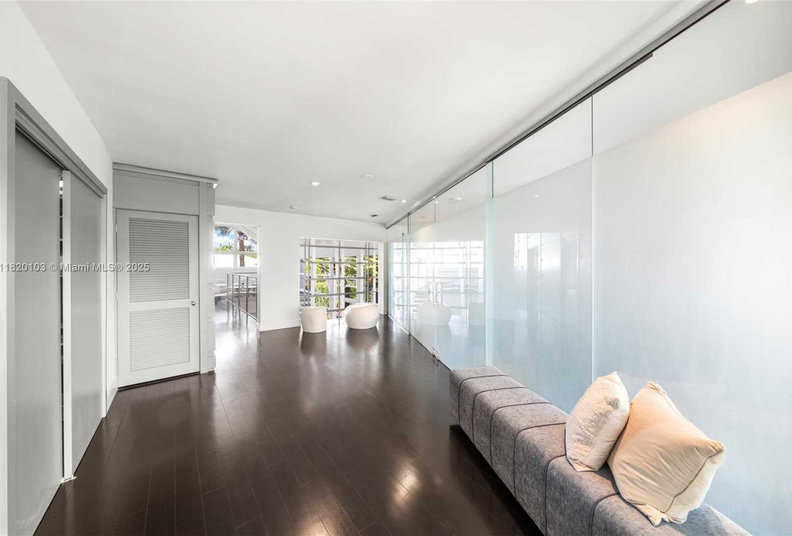 Small Image of 1833 WEST 24TH ST, Miami Beach Number 20