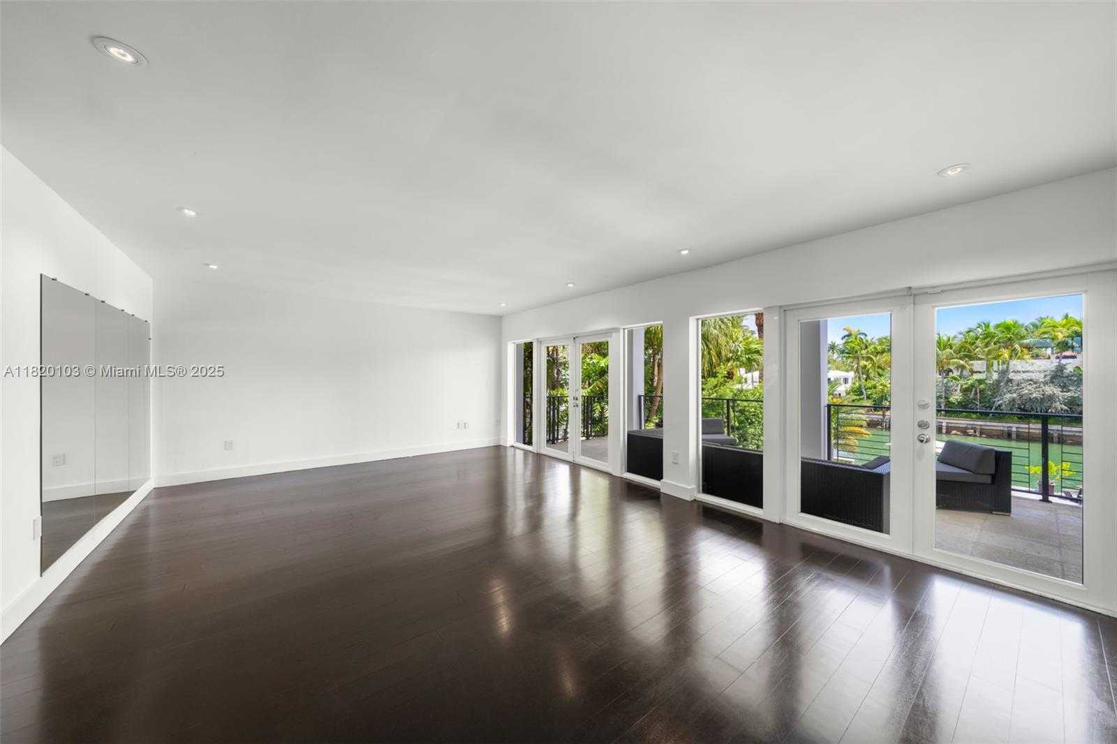 Small Image of 1833 WEST 24TH ST, Miami Beach Number 22