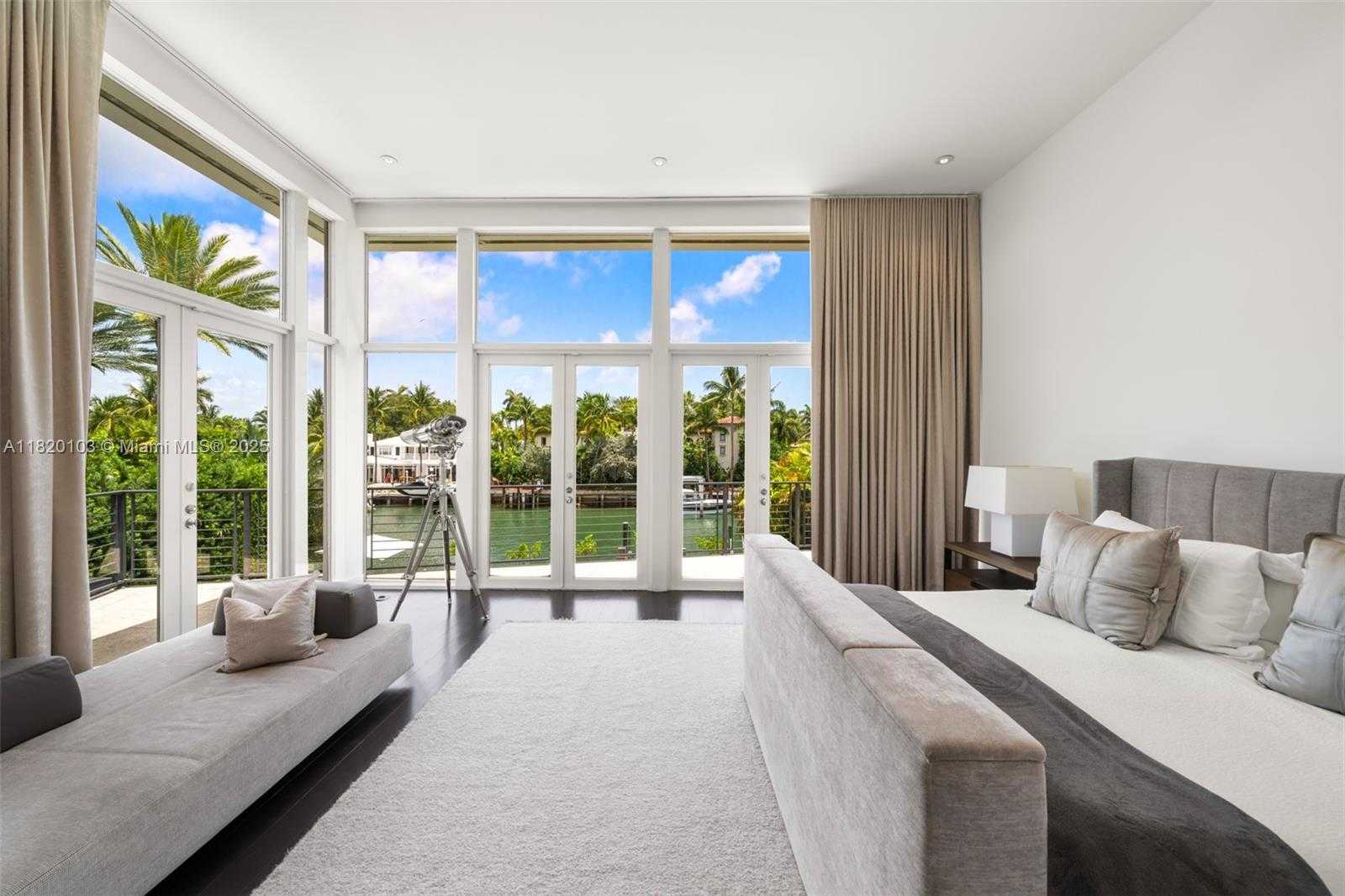 Small Image of 1833 WEST 24TH ST, Miami Beach Number 24