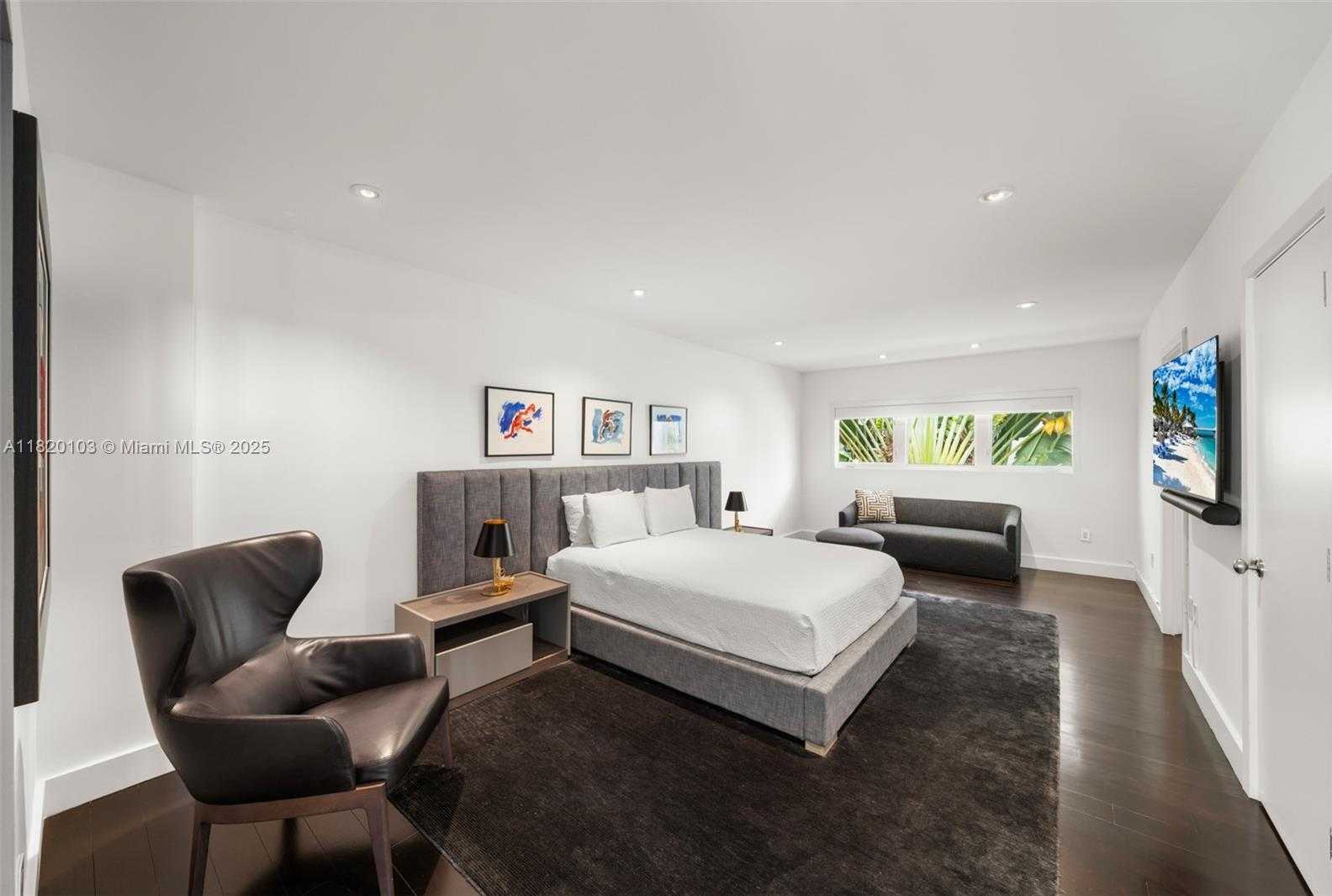 Small Image of 1833 WEST 24TH ST, Miami Beach Number 28