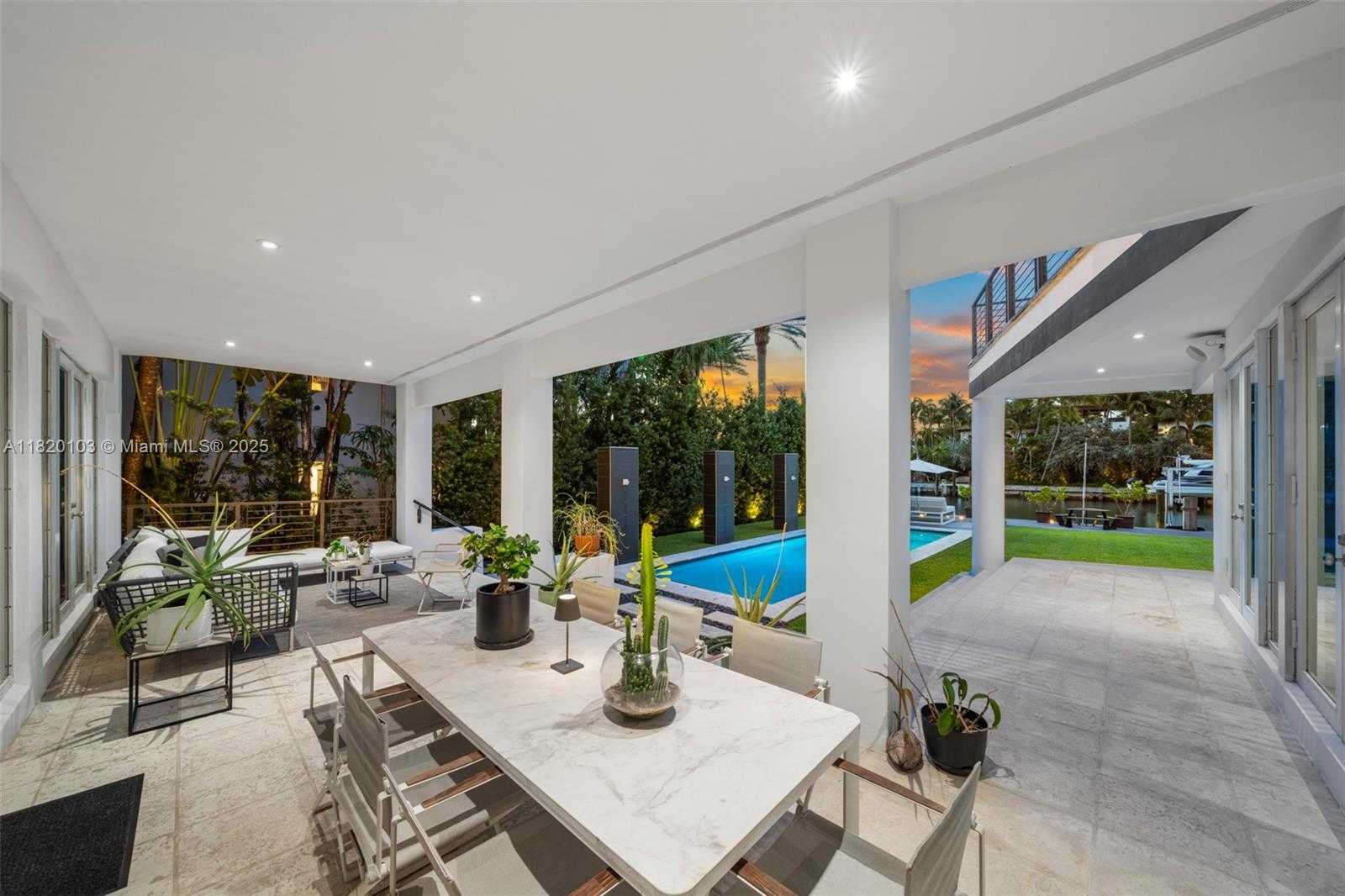Small Image of 1833 WEST 24TH ST, Miami Beach Number 31