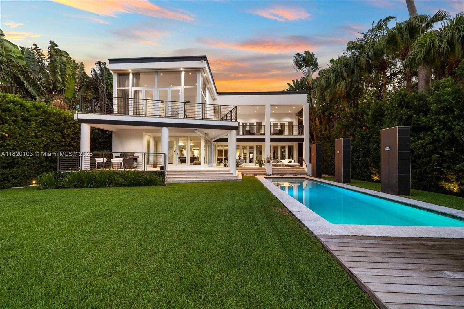 Small Image of 1833 WEST 24TH ST, Miami Beach Number 33