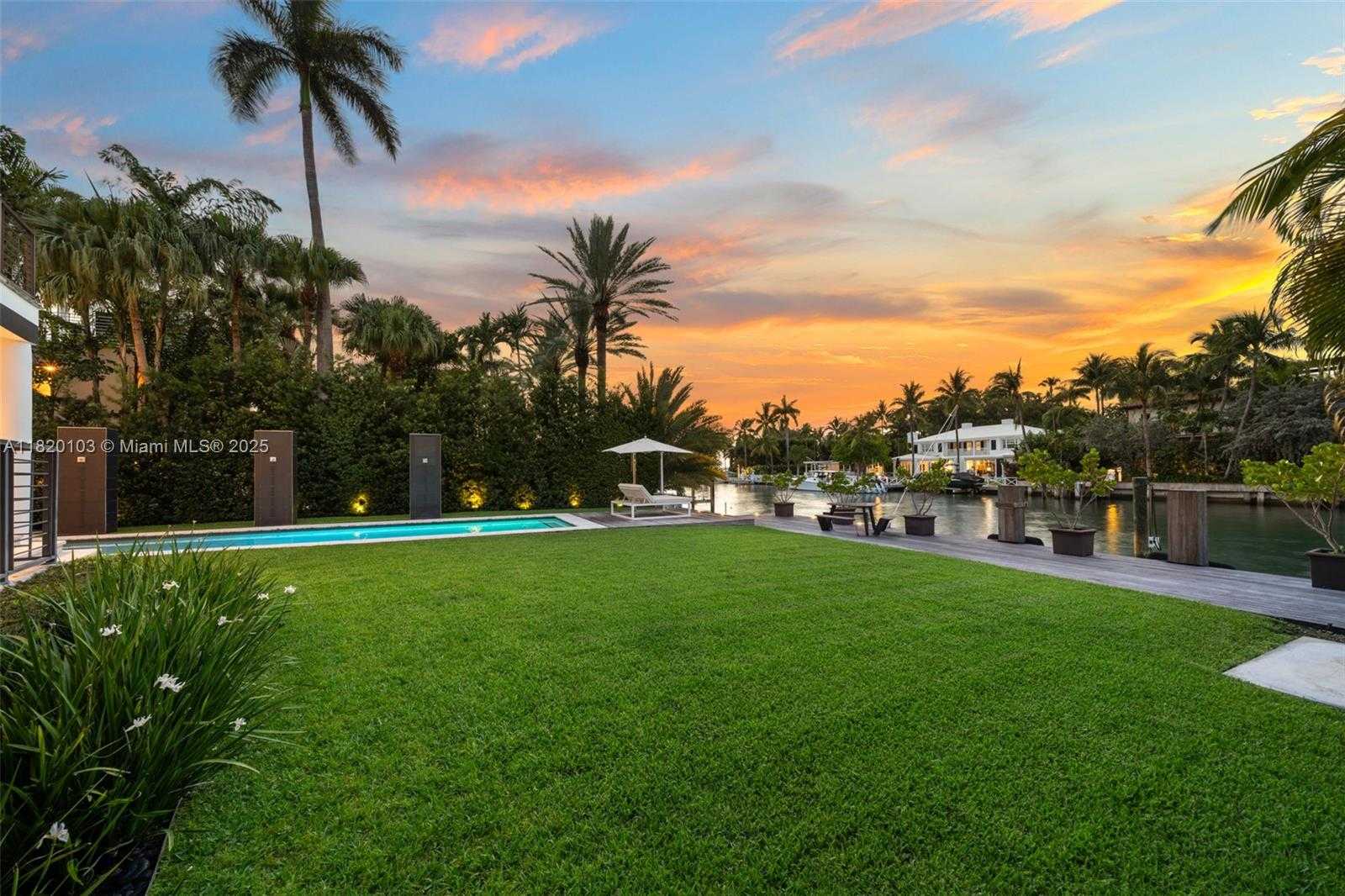 Small Image of 1833 WEST 24TH ST, Miami Beach Number 35