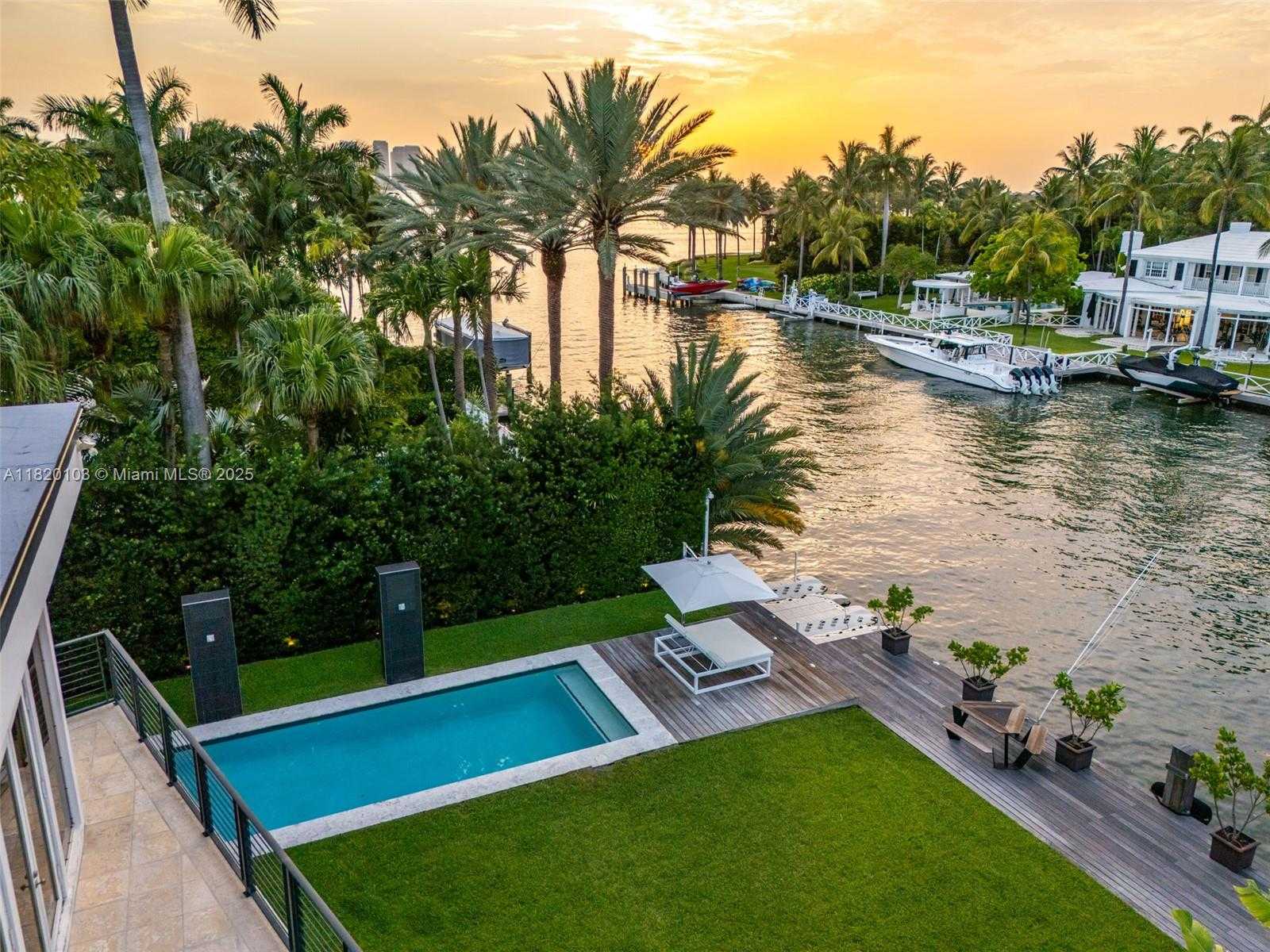 Small Image of 1833 WEST 24TH ST, Miami Beach Number 36