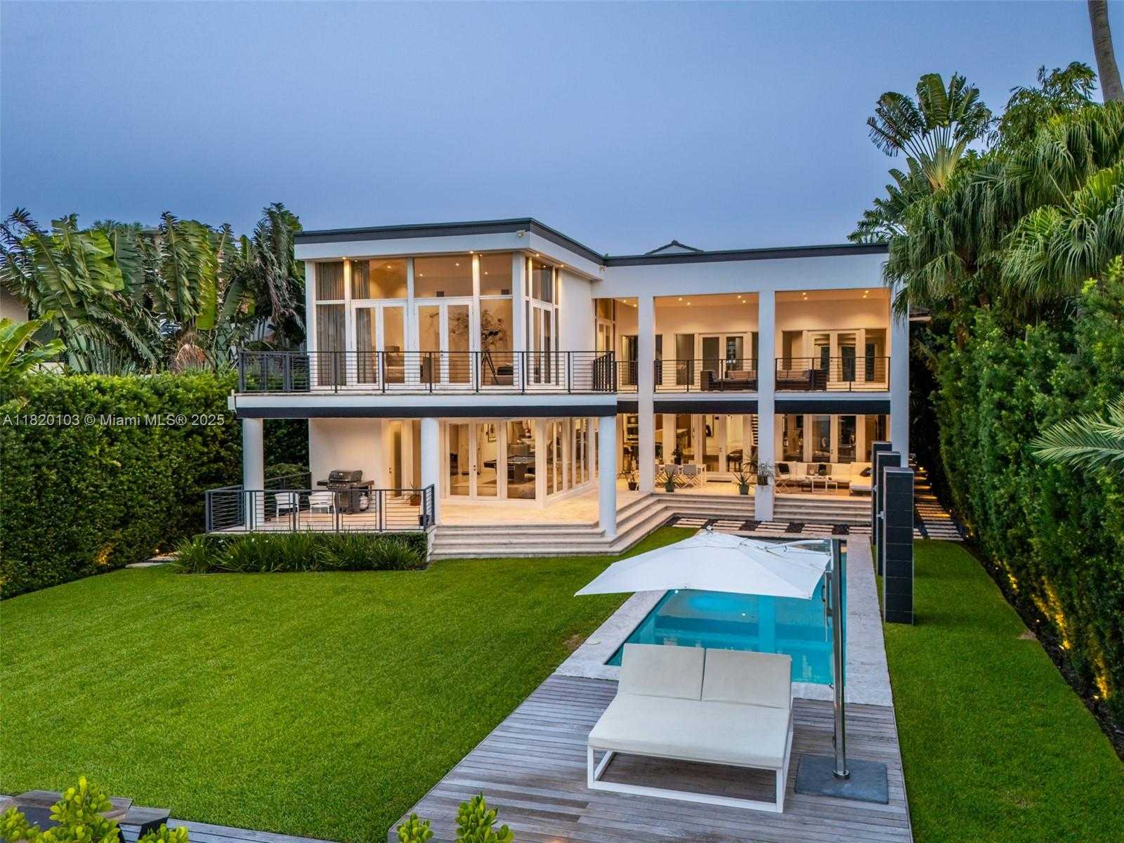 Small Image of 1833 WEST 24TH ST, Miami Beach Number 37