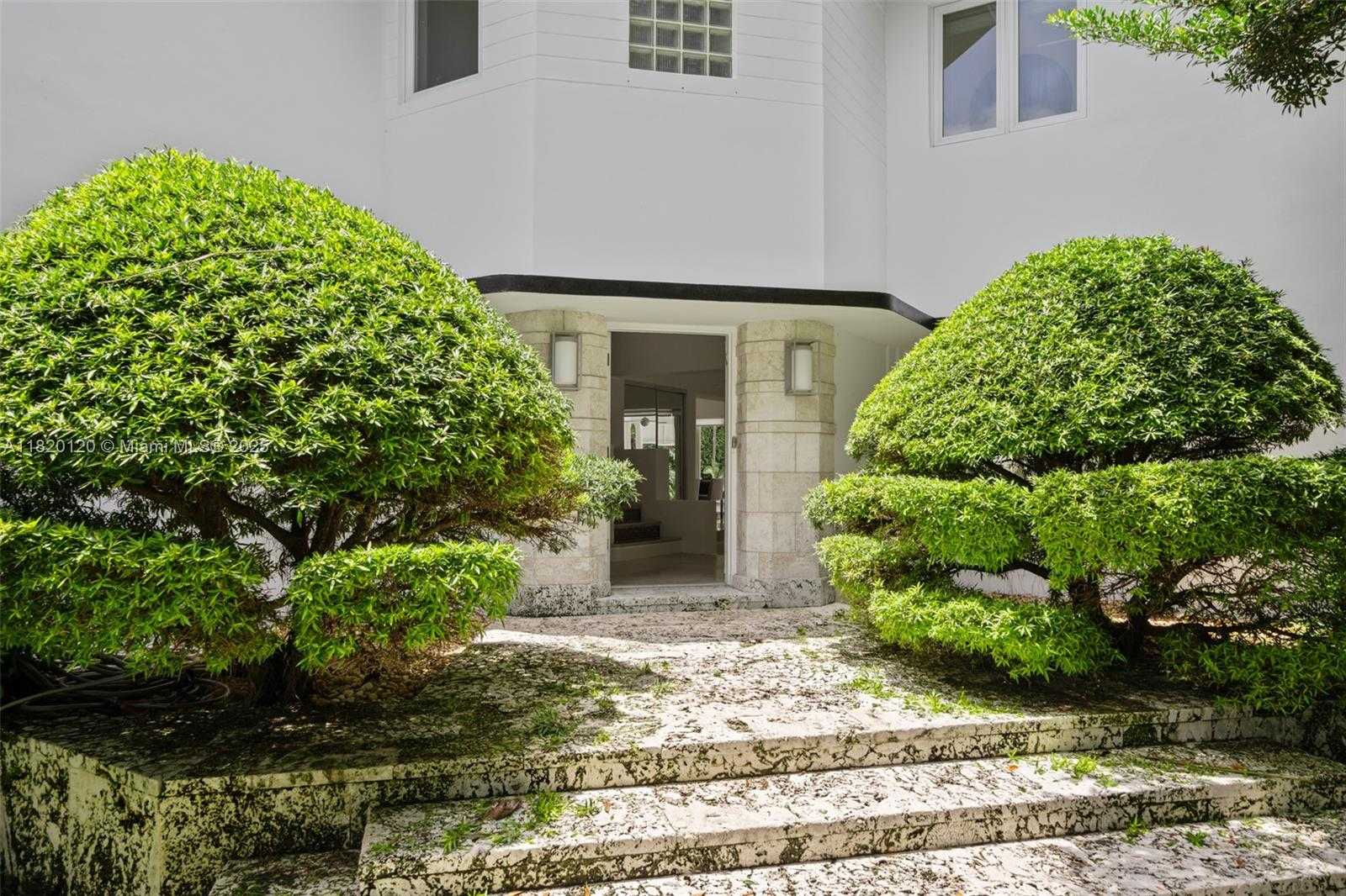 Small Image of 1839 WEST 24TH ST, Miami Beach Number 11