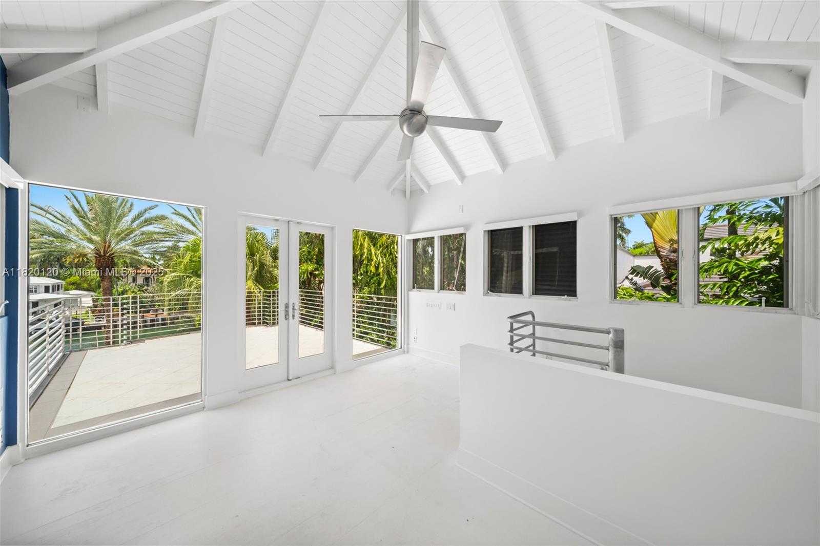 Small Image of 1839 WEST 24TH ST, Miami Beach Number 28