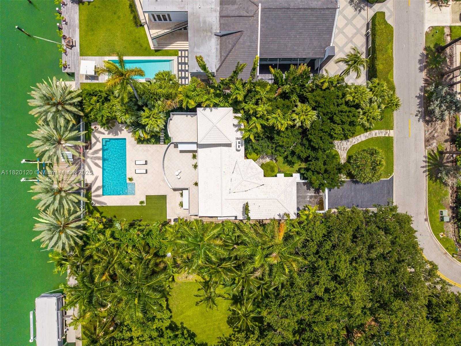 Small Image of 1839 WEST 24TH ST, Miami Beach Number 3