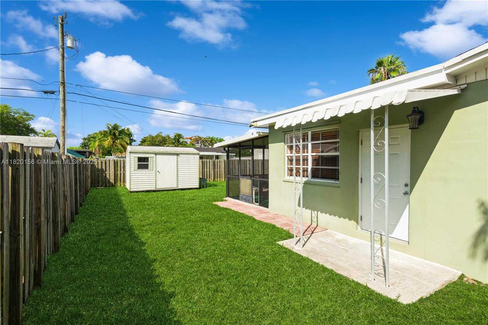 Small Image of 9540 LISA RD, Cutler Bay Number 22