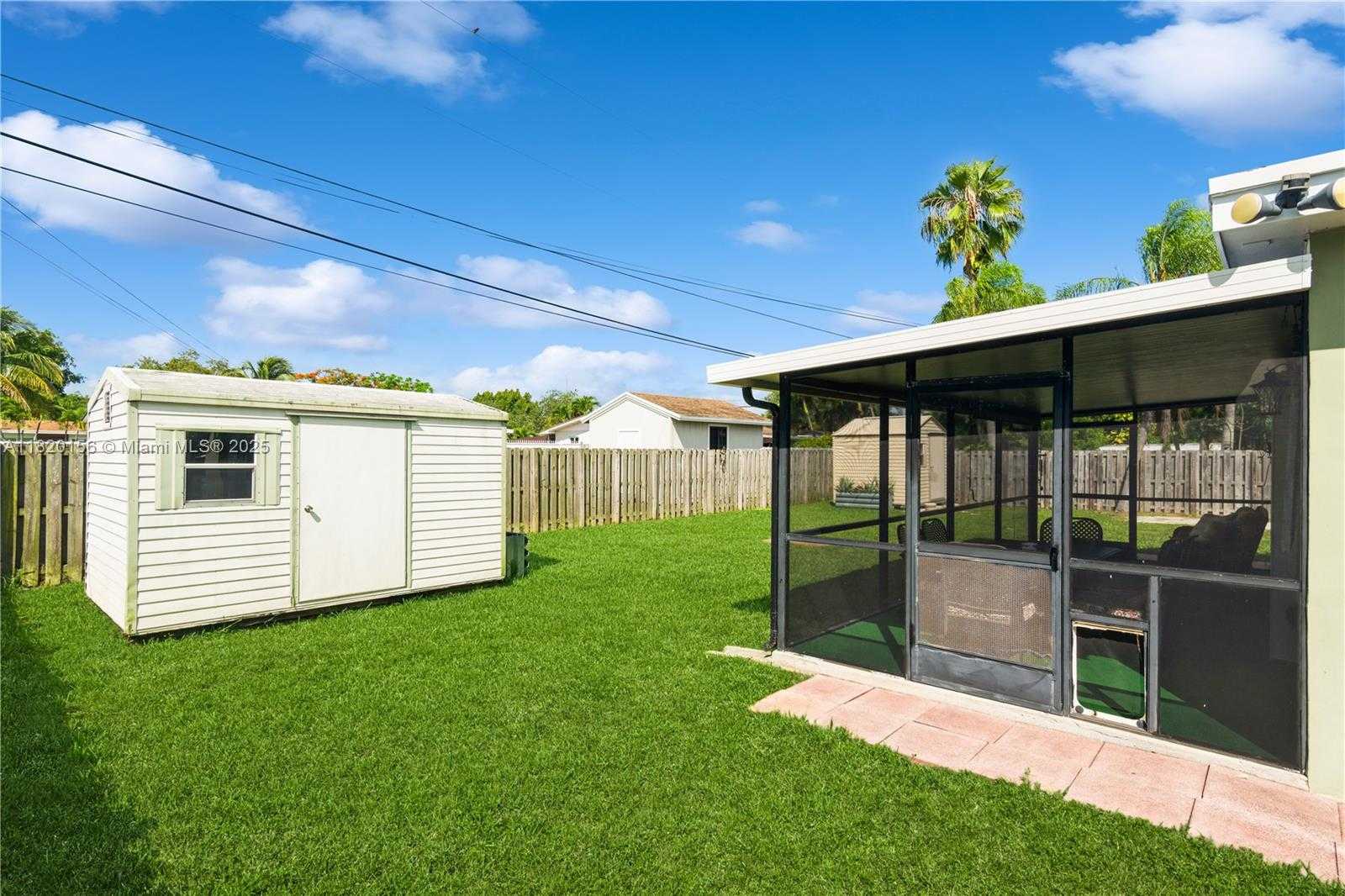 Small Image of 9540 LISA RD, Cutler Bay Number 23