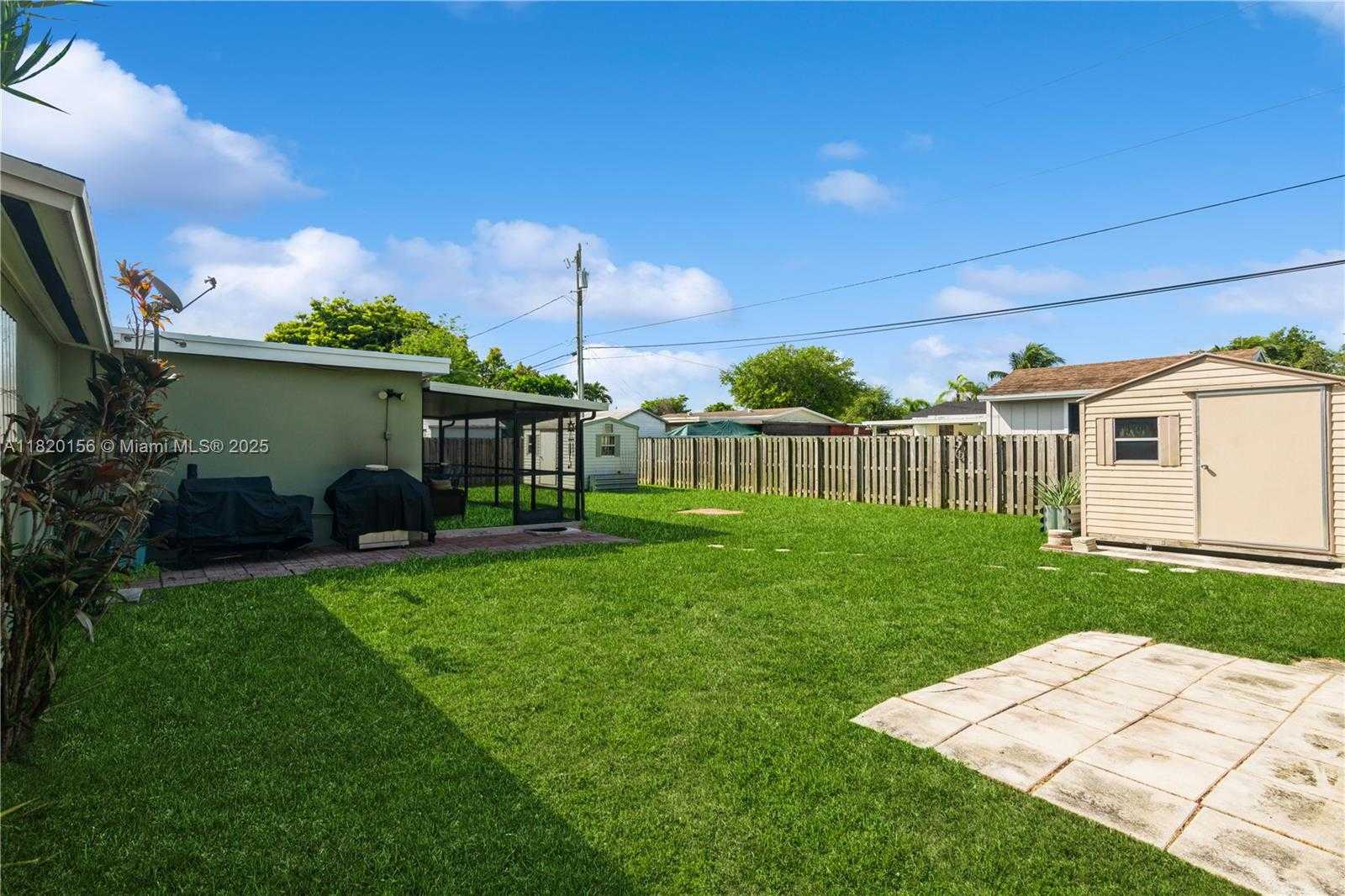 Small Image of 9540 LISA RD, Cutler Bay Number 25