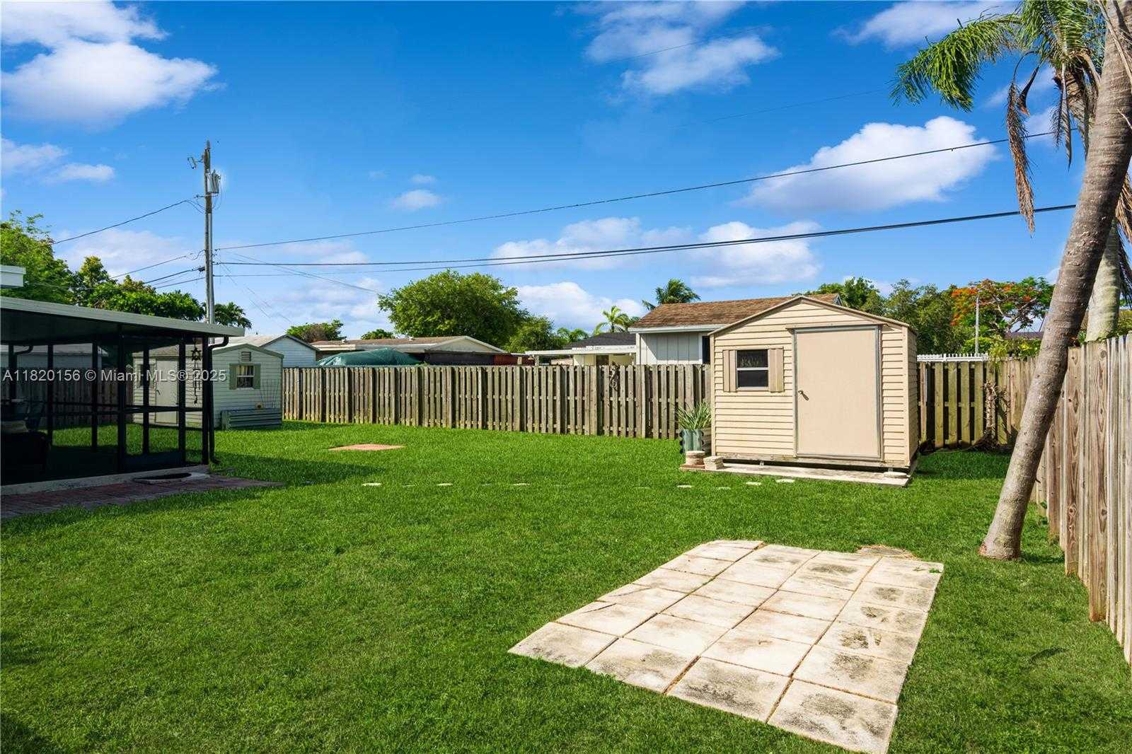 Small Image of 9540 LISA RD, Cutler Bay Number 26