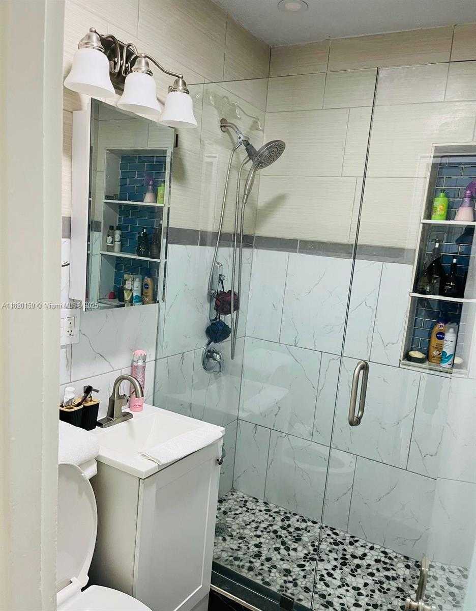 Small Image of 872 NORTH WEST 16TH TER, Fort Lauderdale Number 16