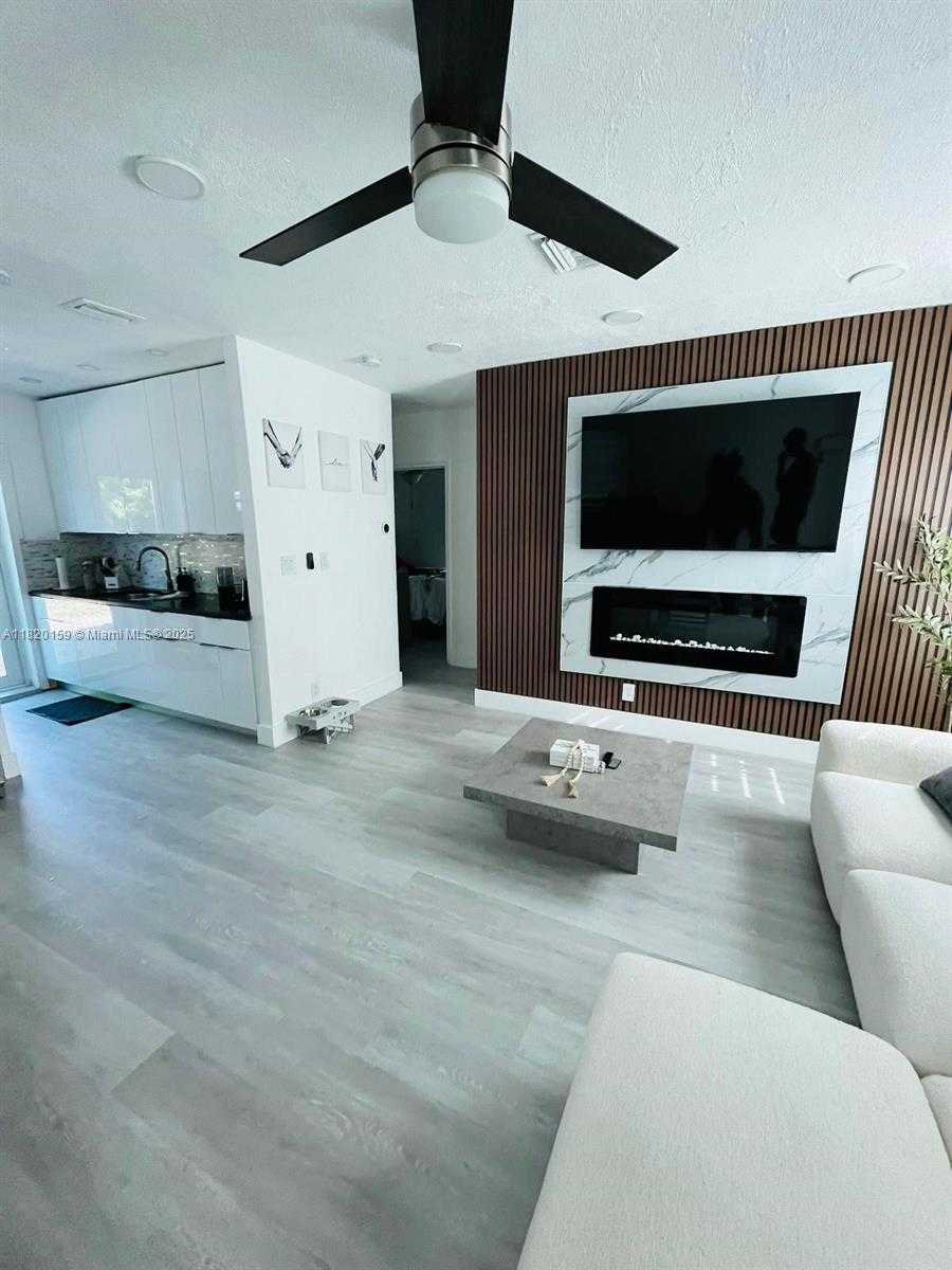 Small Image of 872 NORTH WEST 16TH TER, Fort Lauderdale Number 8