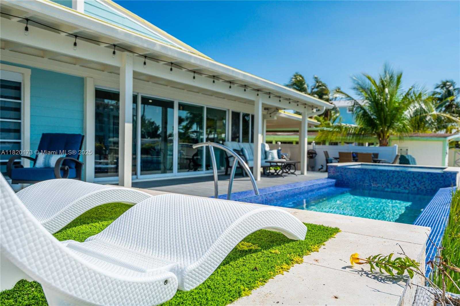 Small Image of 250 LOWER MATECUMBE RD, Key Largo Number 18