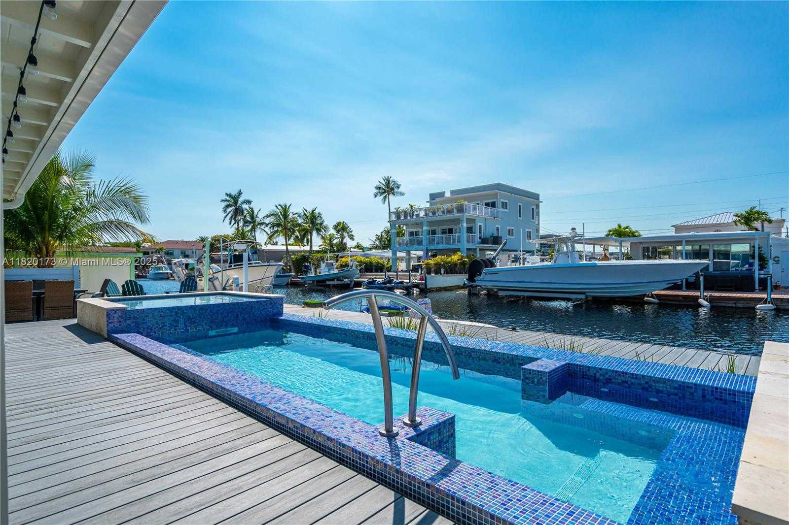 Small Image of 250 LOWER MATECUMBE RD, Key Largo Number 20