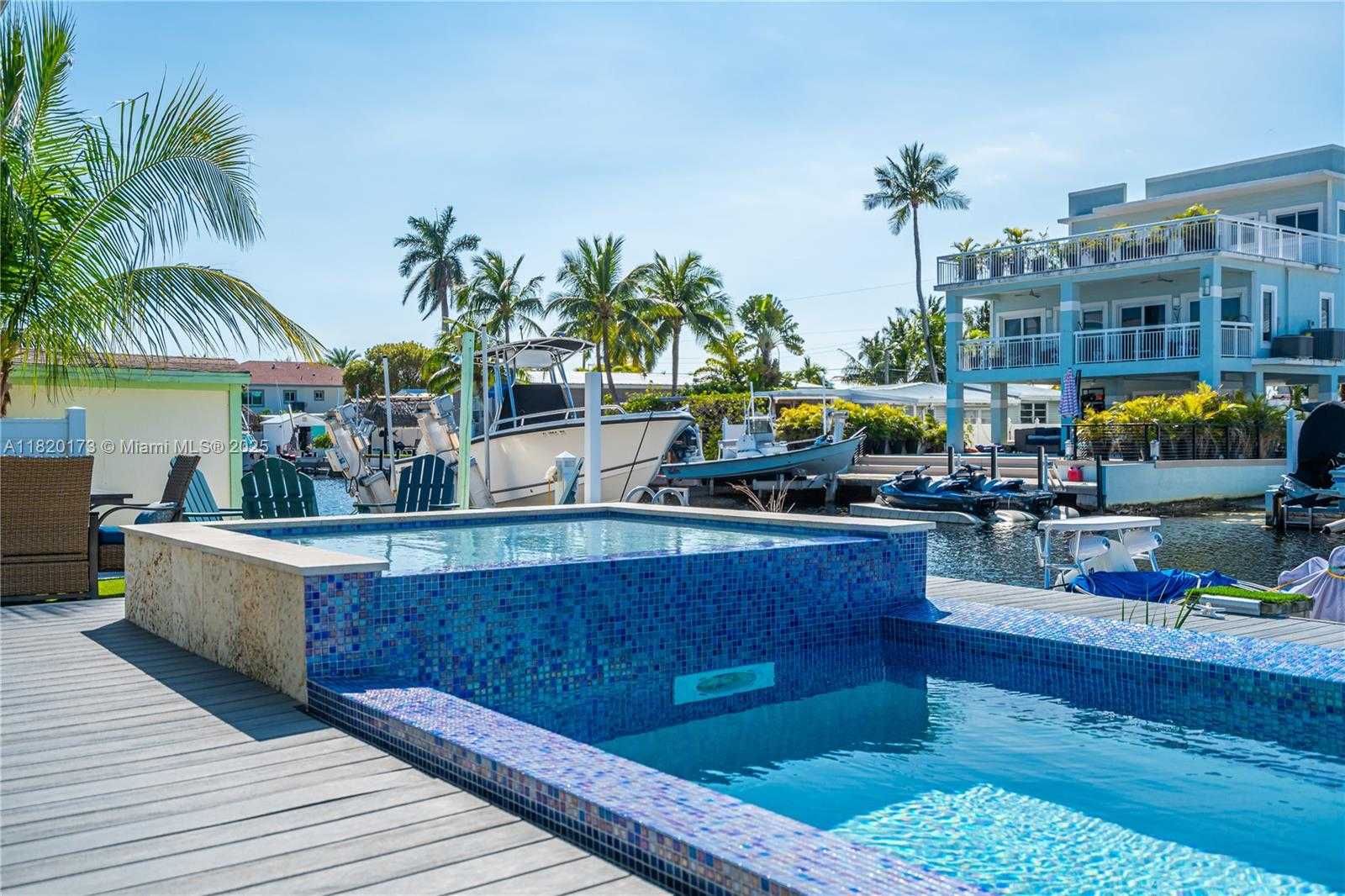 Small Image of 250 LOWER MATECUMBE RD, Key Largo Number 21