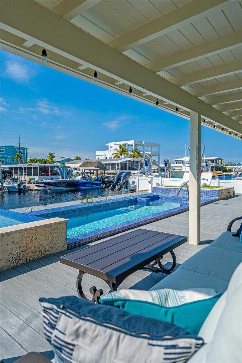 Small Image of 250 LOWER MATECUMBE RD, Key Largo Number 27