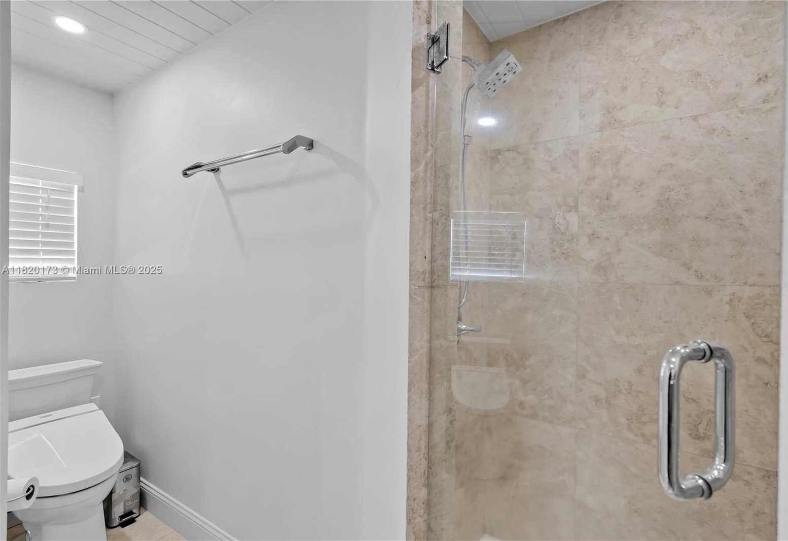 Small Image of 250 LOWER MATECUMBE RD, Key Largo Number 50