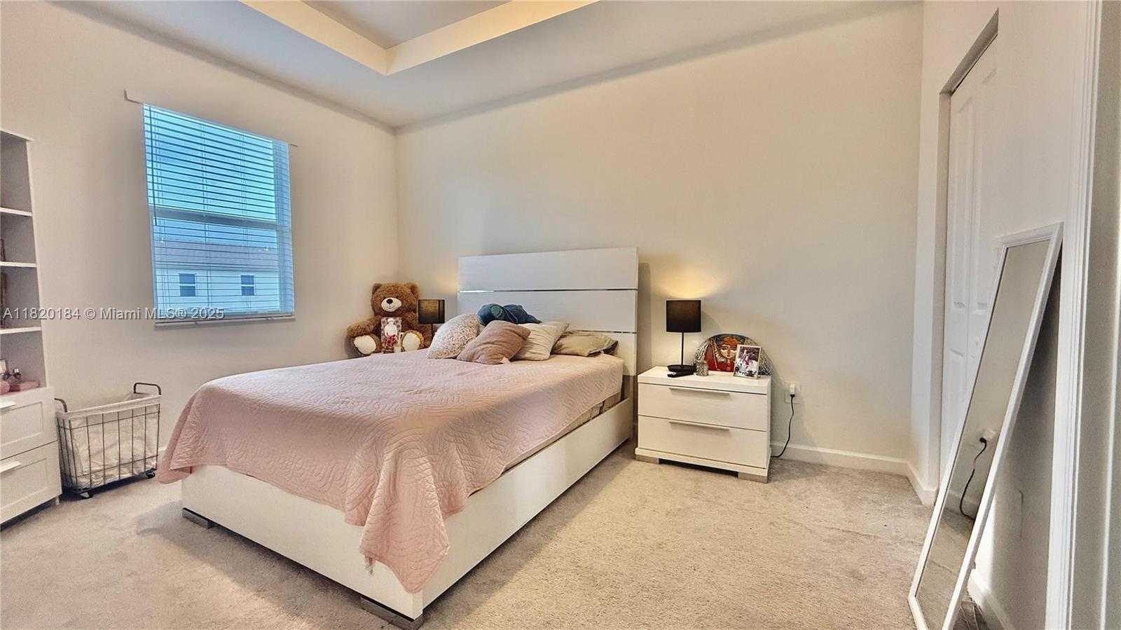 Small Image of 26486 SOUTH WEST 148TH CT, Homestead Number 11