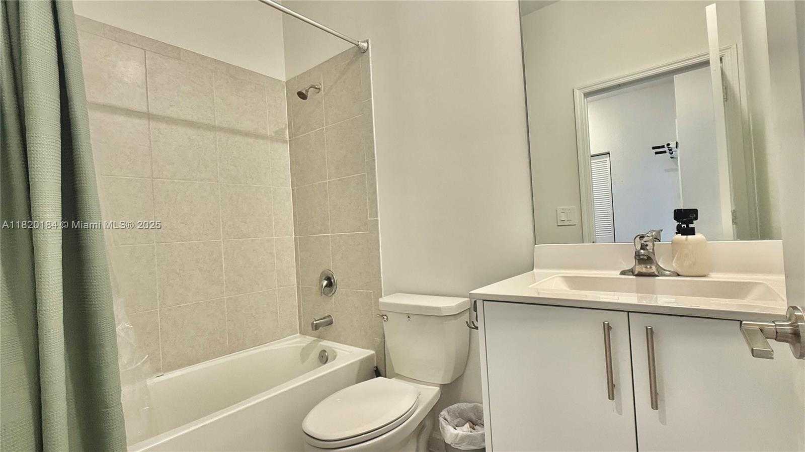Small Image of 26486 SOUTH WEST 148TH CT, Homestead Number 15