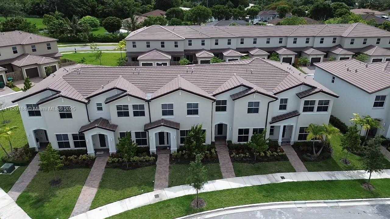 Small Image of 26486 SOUTH WEST 148TH CT, Homestead Number 2
