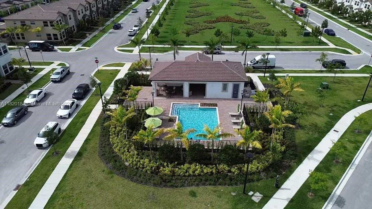 Small Image of 26486 SOUTH WEST 148TH CT, Homestead Number 22
