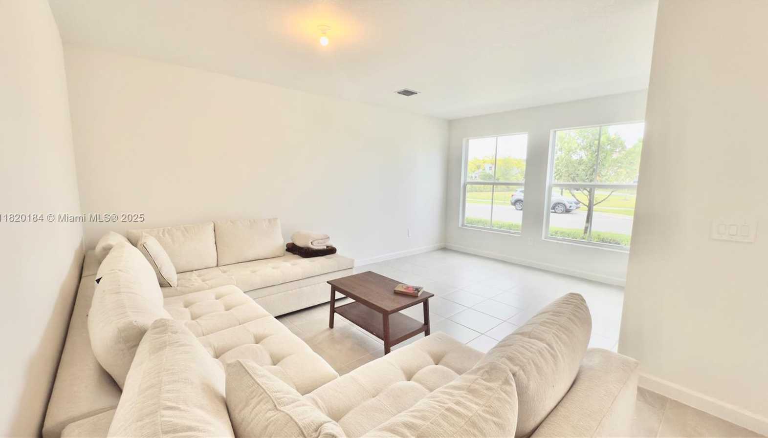 Small Image of 26486 SOUTH WEST 148TH CT, Homestead Number 3