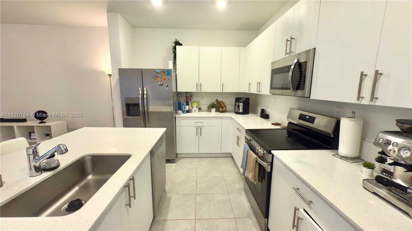 Small Image of 26486 SOUTH WEST 148TH CT, Homestead Number 8