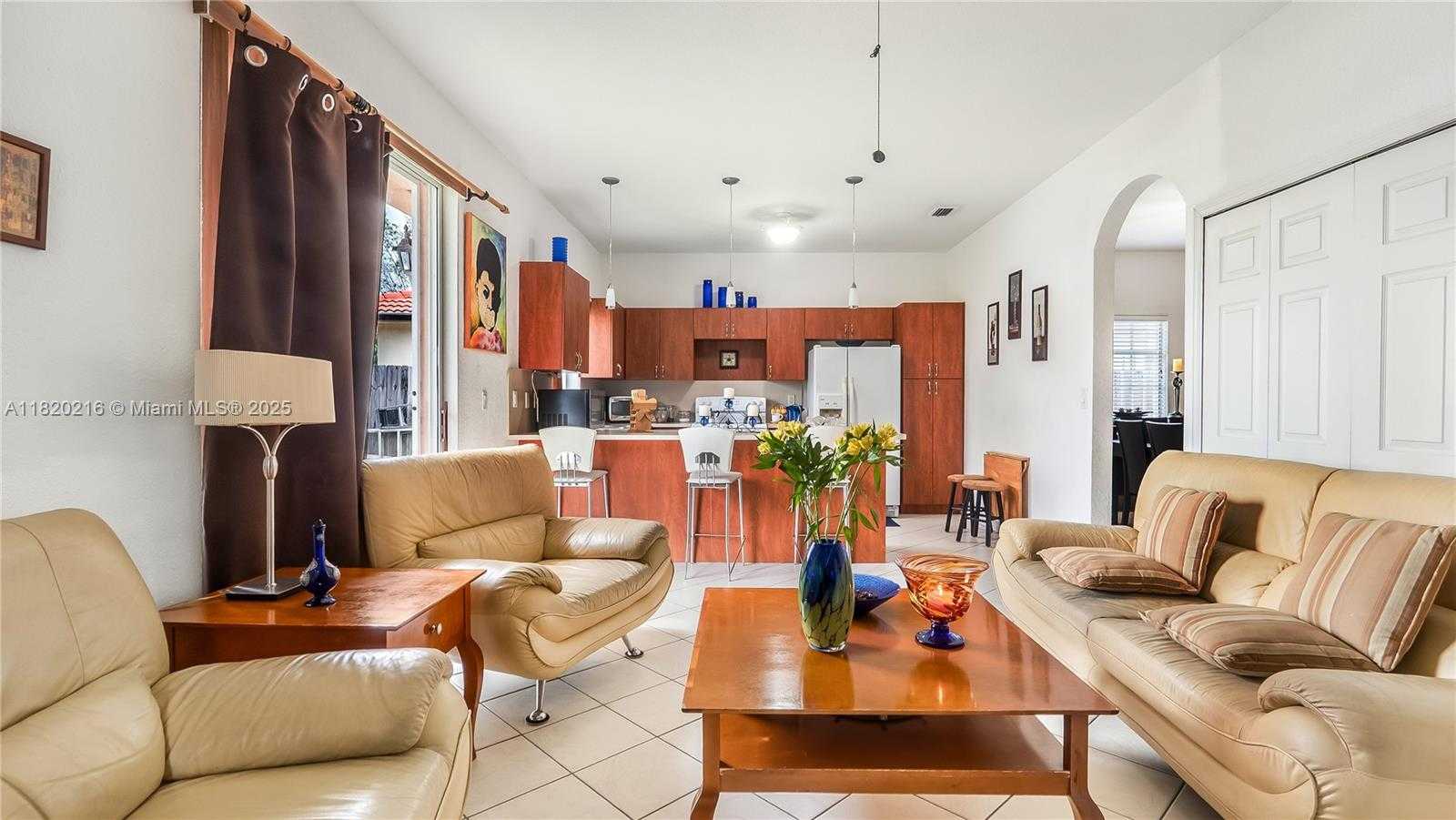 Small Image of 19730 NORTH WEST 78TH PATH, Hialeah Number 10