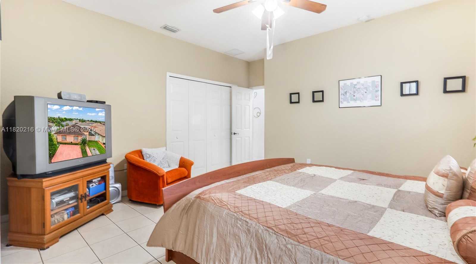 Small Image of 19730 NORTH WEST 78TH PATH, Hialeah Number 25