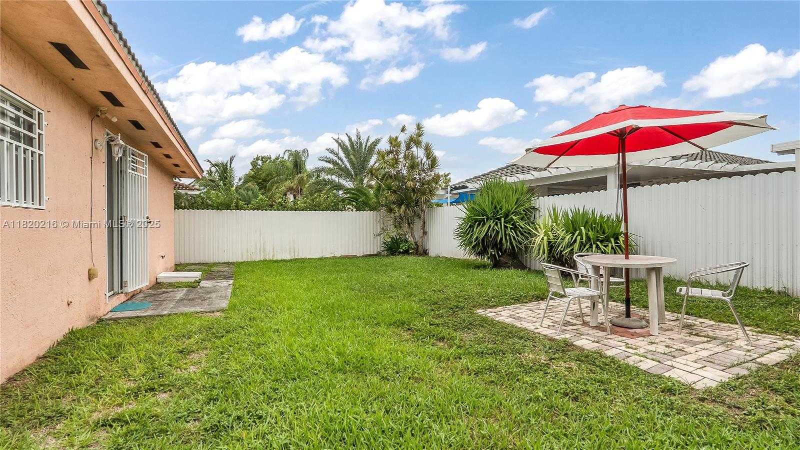 Small Image of 19730 NORTH WEST 78TH PATH, Hialeah Number 27
