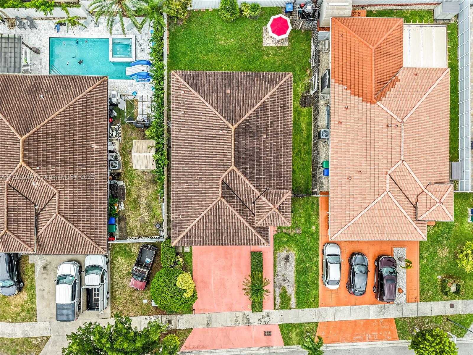 Small Image of 19730 NORTH WEST 78TH PATH, Hialeah Number 29