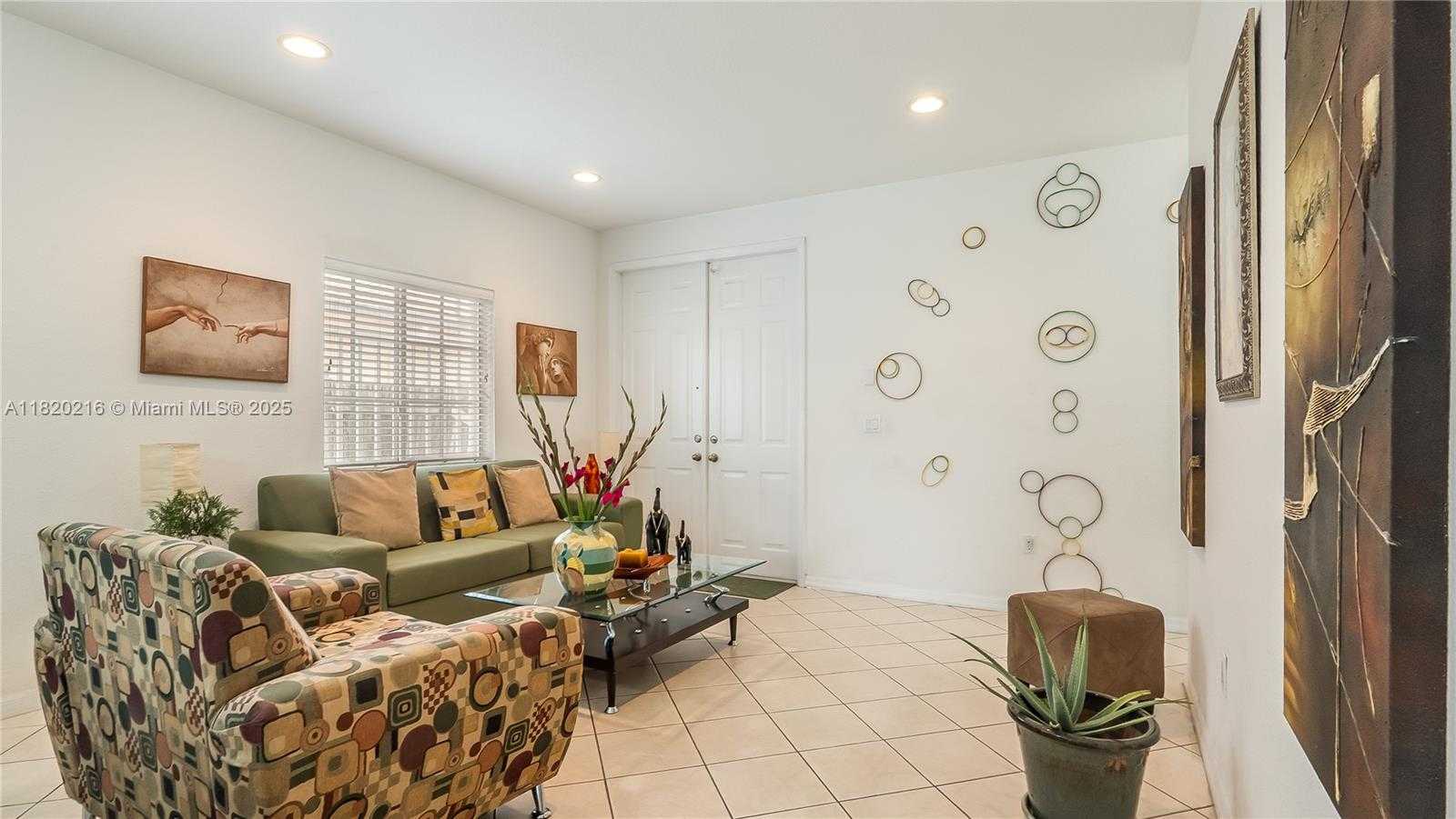 Small Image of 19730 NORTH WEST 78TH PATH, Hialeah Number 7