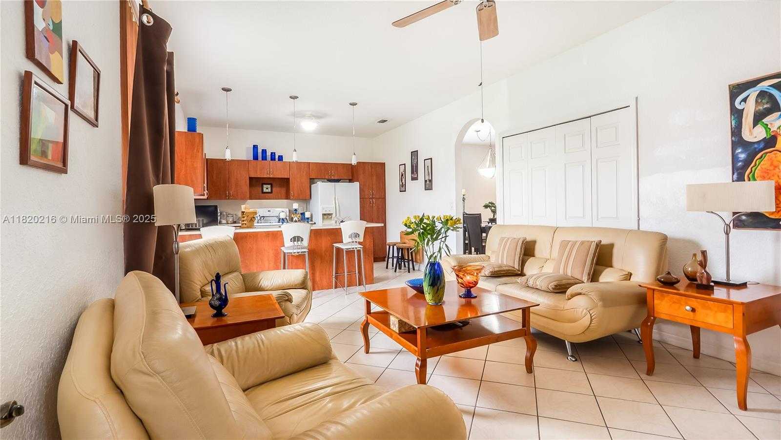 Small Image of 19730 NORTH WEST 78TH PATH, Hialeah Number 9