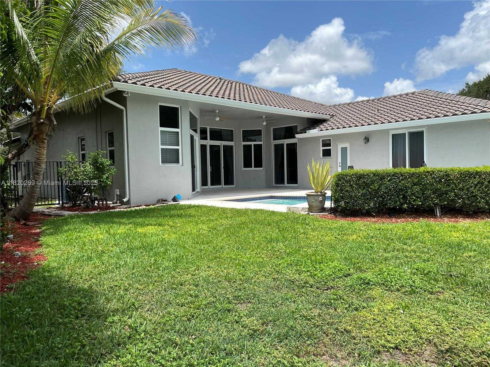 Small Image of 1290 GINGER CIR, Weston Number 27