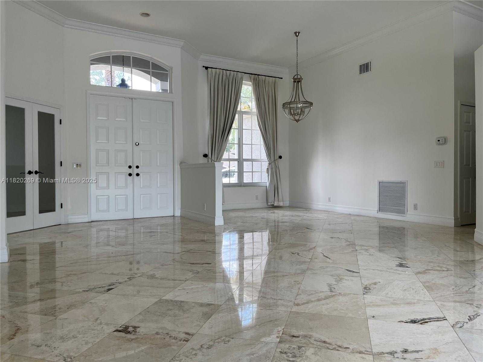 Small Image of 1290 GINGER CIR, Weston Number 3