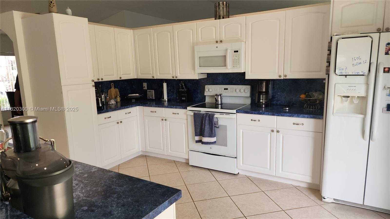 Small Image of 930 NORTH WEST 96TH AVE, Plantation Number 14