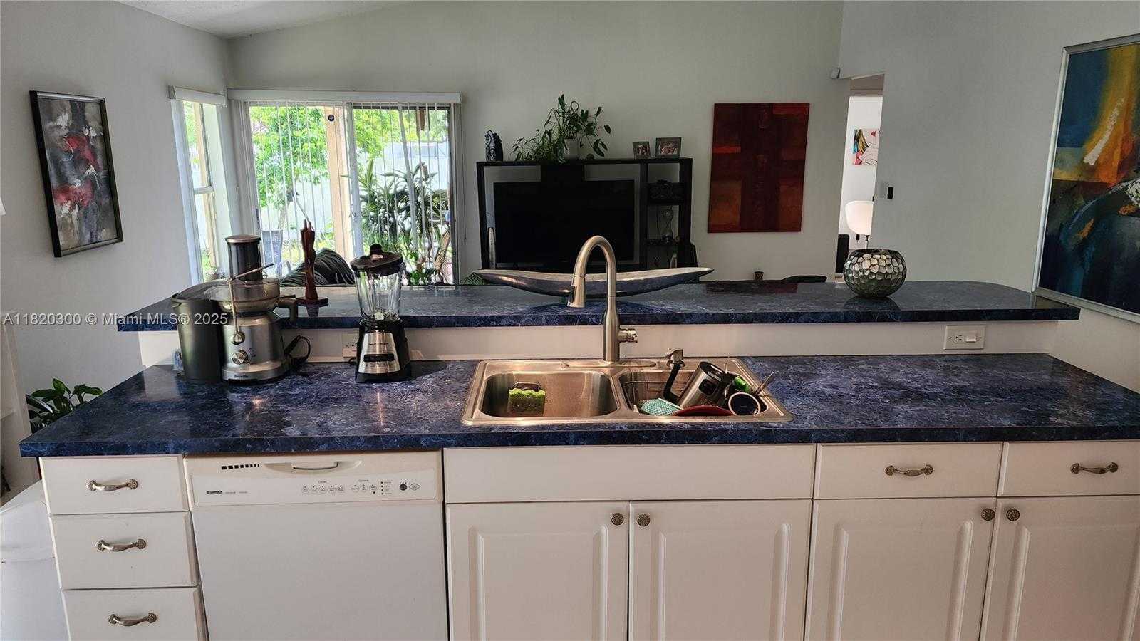 Small Image of 930 NORTH WEST 96TH AVE, Plantation Number 18