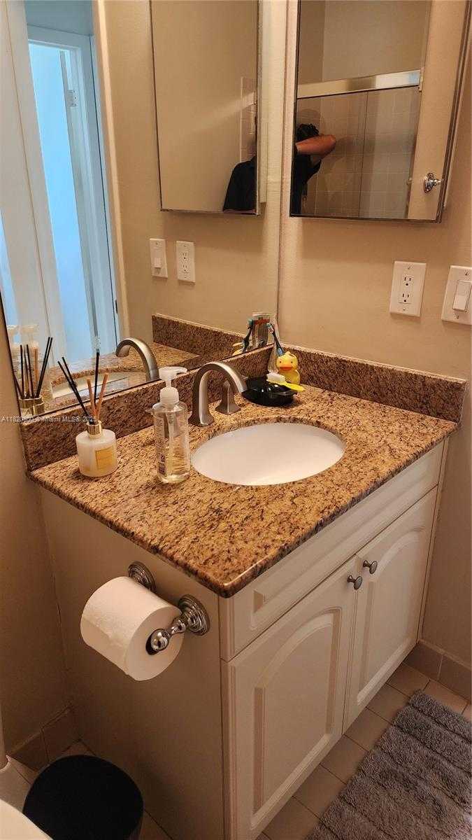 Small Image of 930 NORTH WEST 96TH AVE, Plantation Number 22