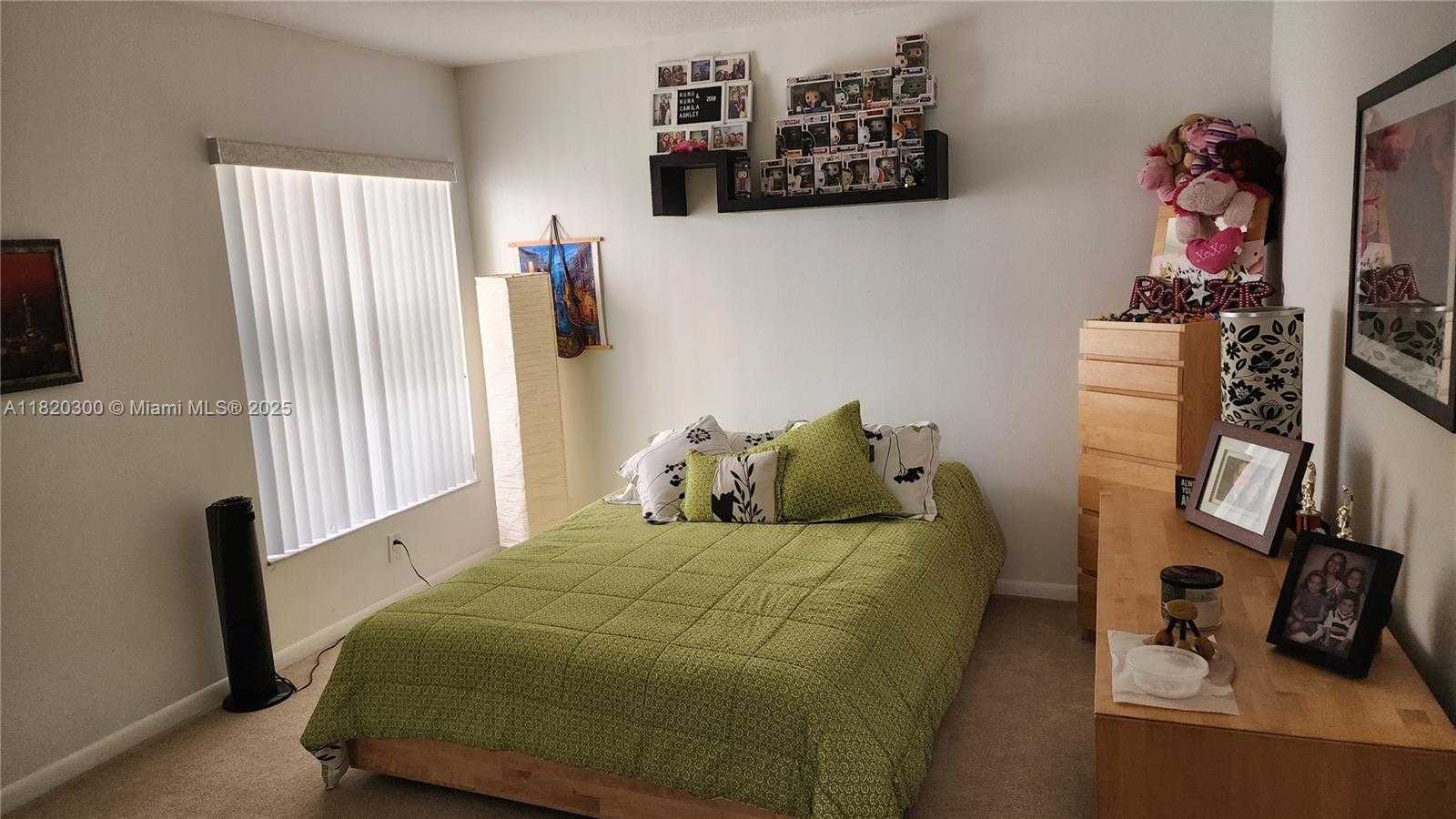 Small Image of 930 NORTH WEST 96TH AVE, Plantation Number 26