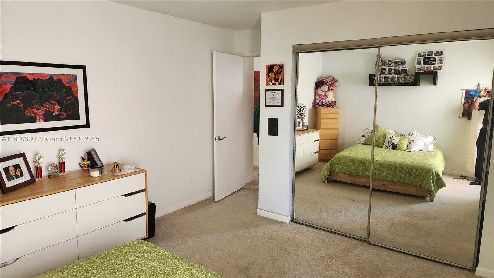 Small Image of 930 NORTH WEST 96TH AVE, Plantation Number 29