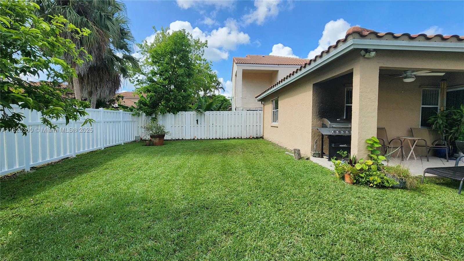 Small Image of 930 NORTH WEST 96TH AVE, Plantation Number 47