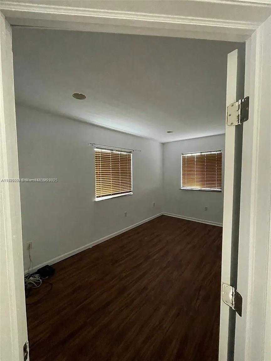 Small Image of 14318 SOUTH WEST 275TH LN, Homestead Number 10