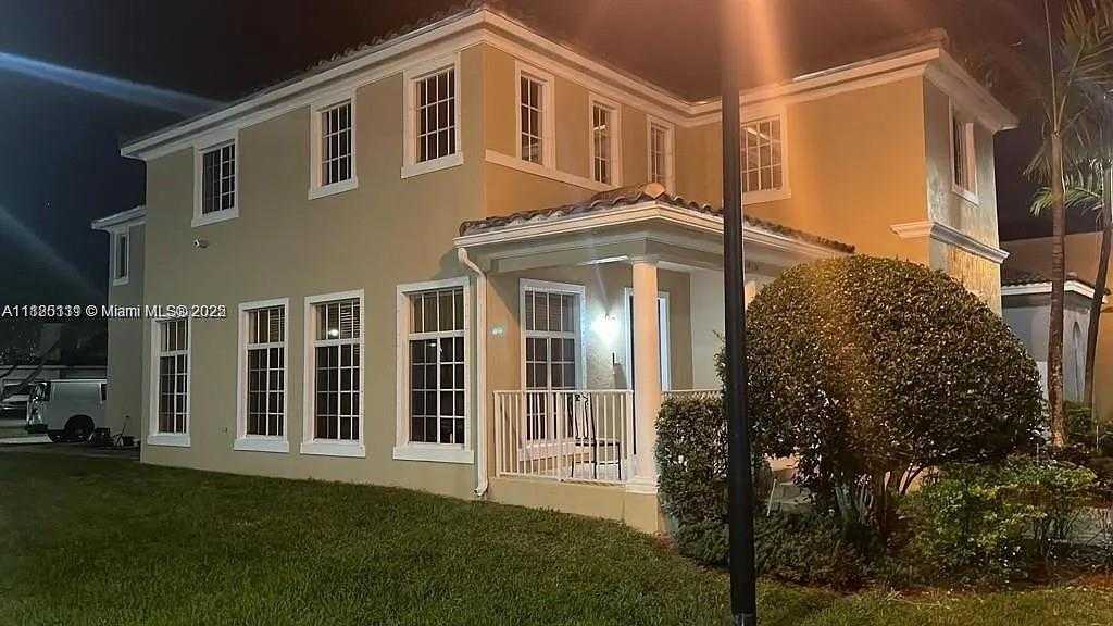 Small Image of 14318 SOUTH WEST 275TH LN, Homestead Number 2